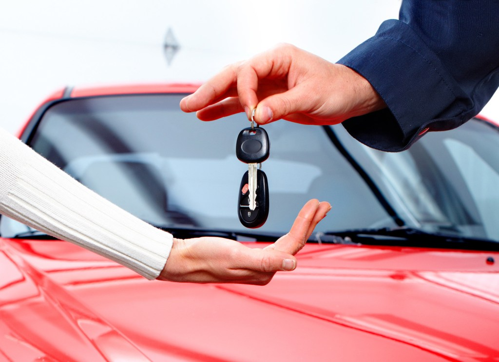 Auto Leasing – Pros and Cons